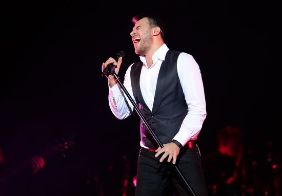 "Women Like Me" concert