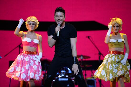 "Women Like Me" concert