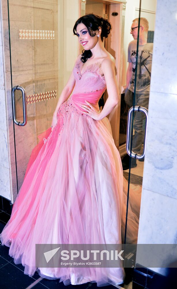Valentin Yudashkin show