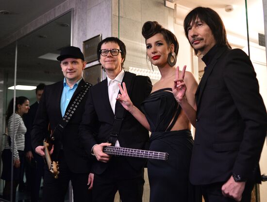 Valentin Yudashkin show