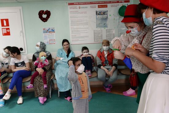 Doctor Clown at Russian Children's City Hospital