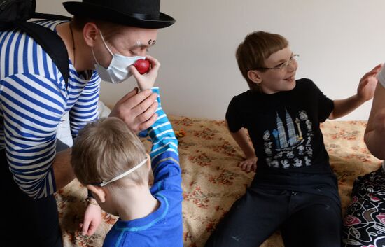 Doctor Clown at Russian Children's City Hospital