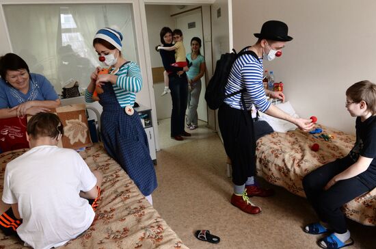Doctor Clown at Russian Children's City Hospital
