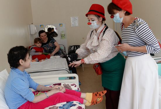 Doctor Clown at Russian Children's City Hospital