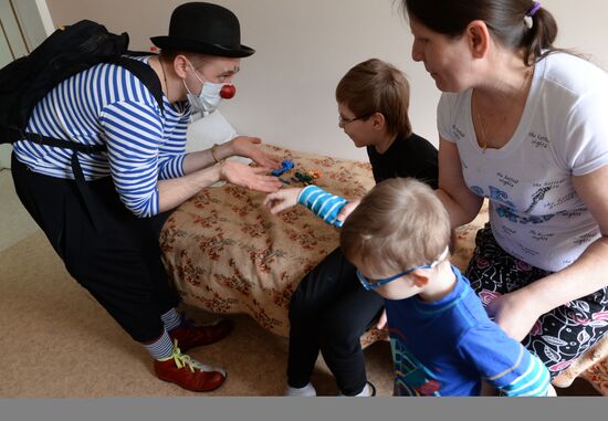 Doctor Clown at Russian Children's City Hospital
