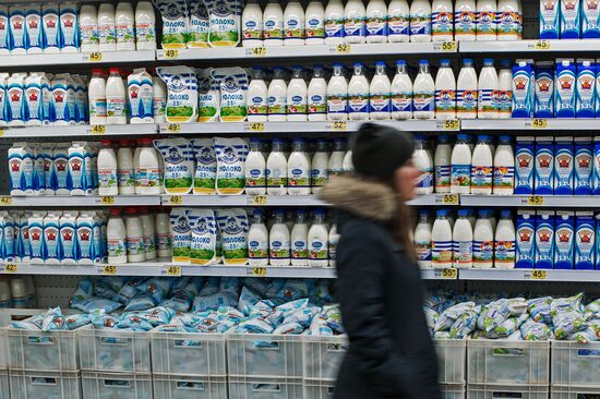 Russian shops may face milk shortages