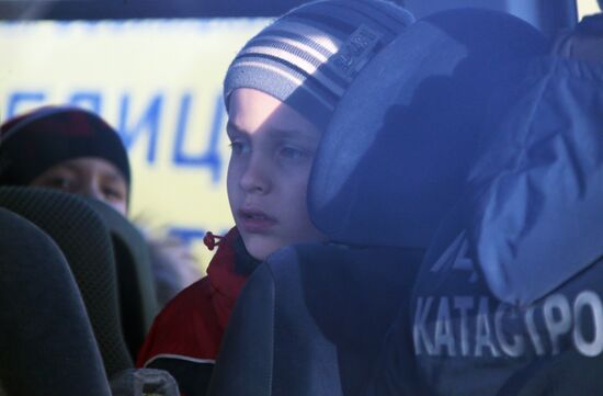 Russian Emergency Ministry helicopter arrives from Donbass with critically ill children aboard