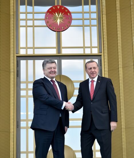 Ukrainian President Petro Poroshenko visits Turkey