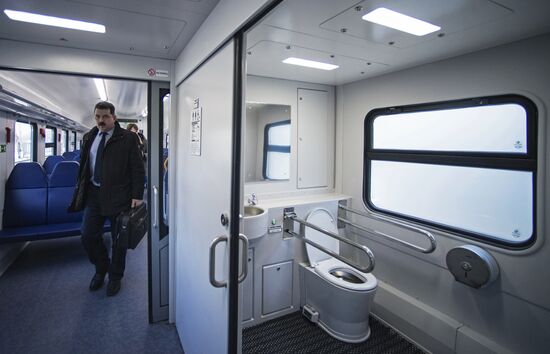 New electric passenger train presented in Moscow