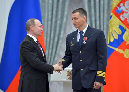 President Vladimir Putin gives government awards in Kremlin