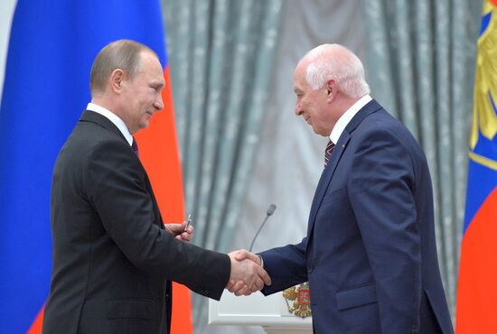 President Vladimir Putin gives government awards in Kremlin