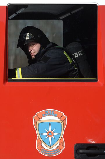 Emergency Ministry drill inside refugee center