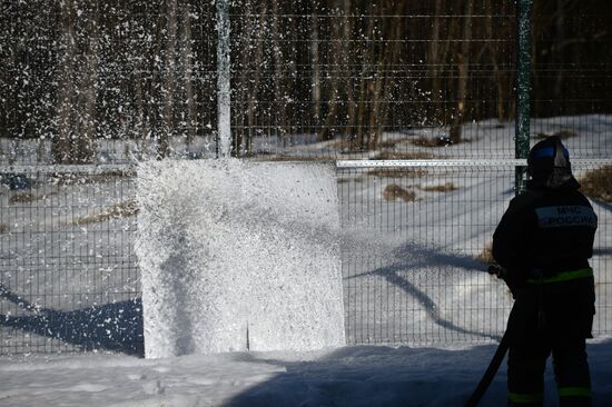 Emergency Ministry drill inside refugee center