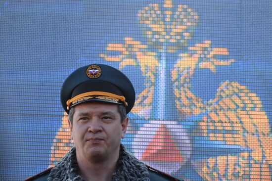 Emergency Ministry drill inside refugee center