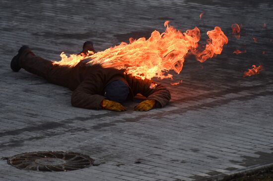 Emergency Ministry drill inside refugee center