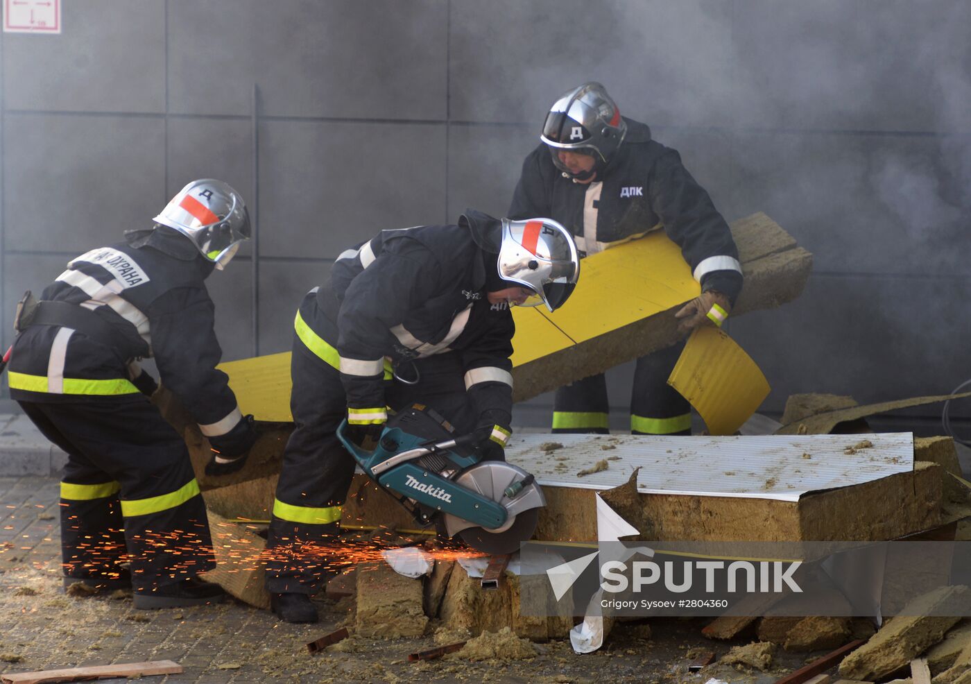 Emergency Ministry drill inside refugee center