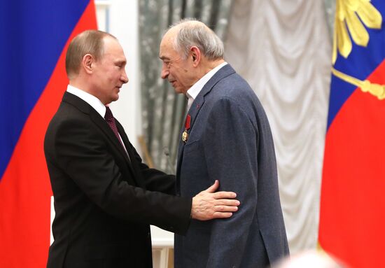 President Vladimir Putin gives government awards in Kremlin