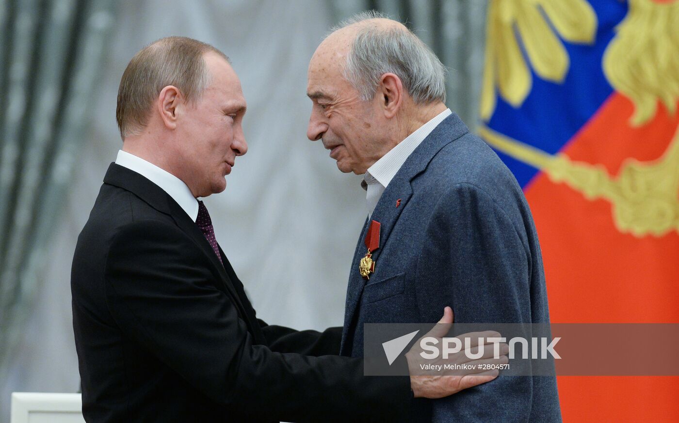 President Vladimir Putin gives government awards in Kremlin