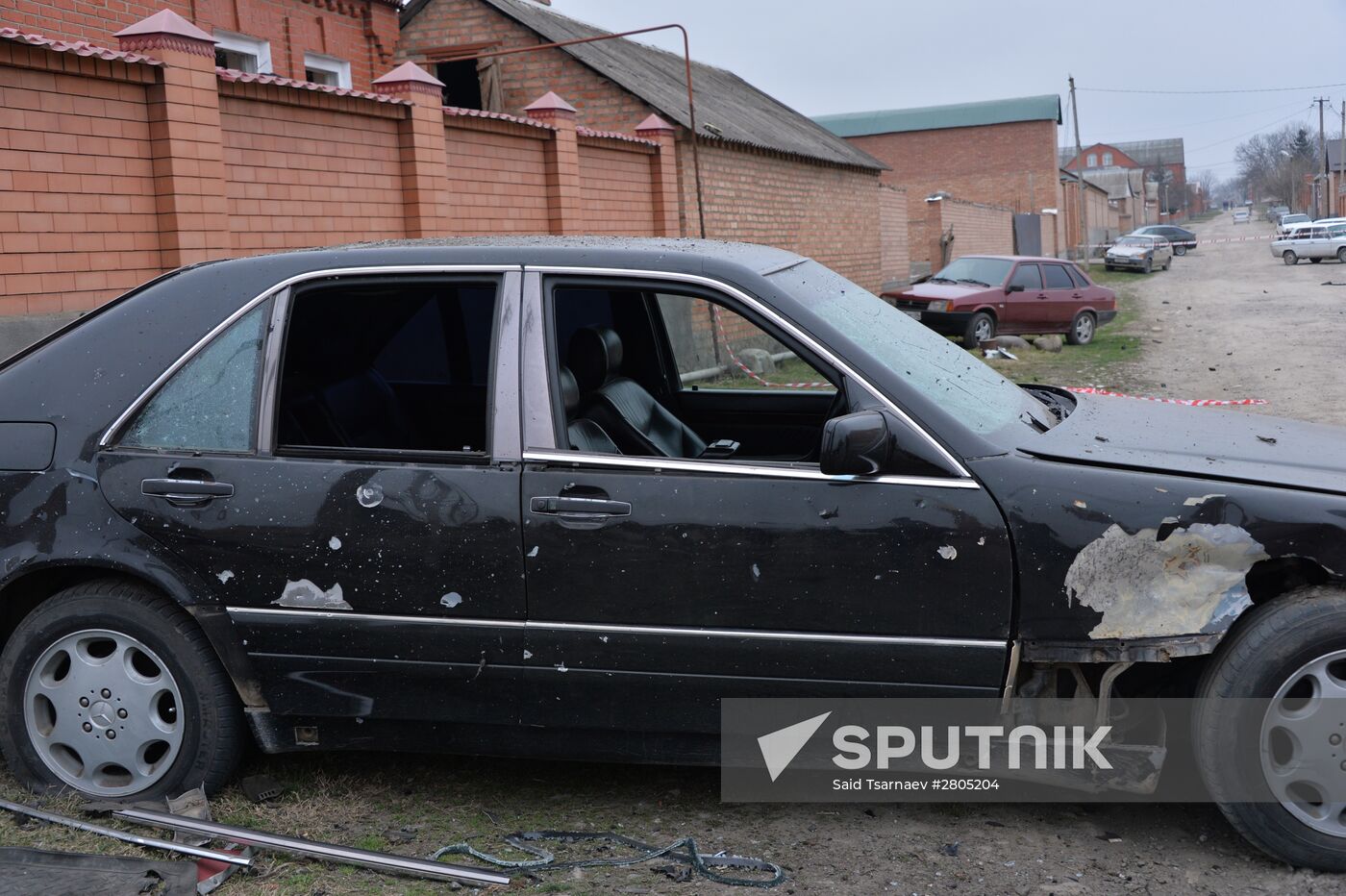 Car explodes near mosque in Nazran