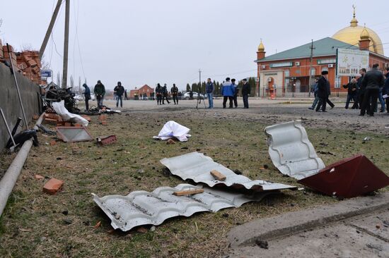 Car explodes near mosque in Nazran