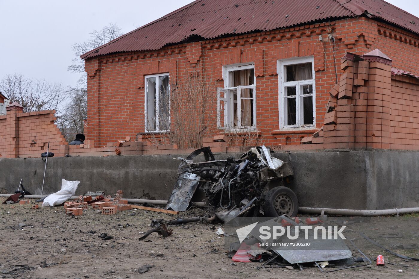 Car explodes near mosque in Nazran