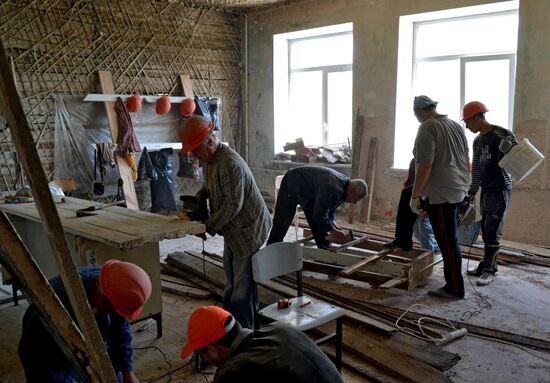 Everyday life in Donetsk