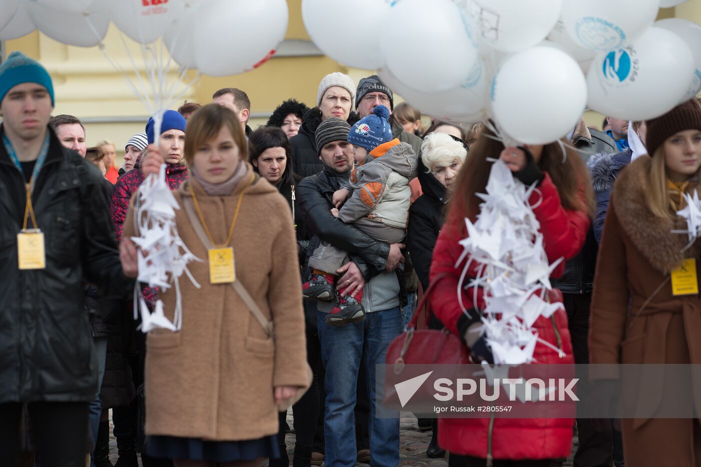 Vigil in Peter and Paul Fortress in memory of Sinai aircrash victims