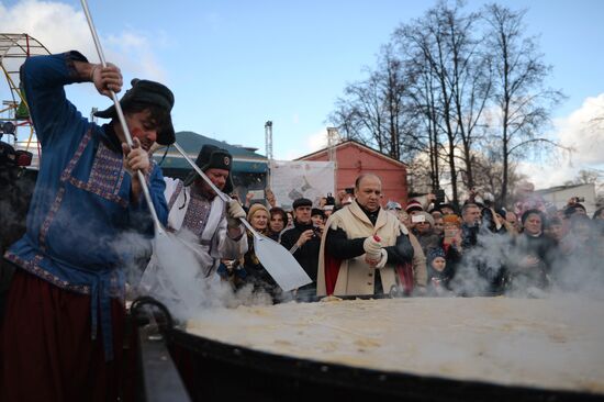 Celebration of Maslenitsa in Moscow