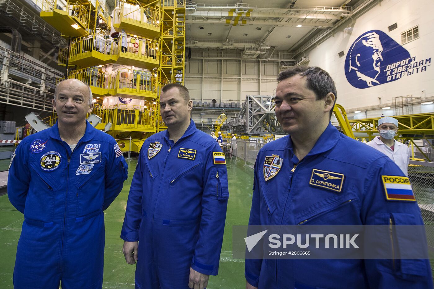 Closing stage in preparation of ISS 47/48 prime and backup crews