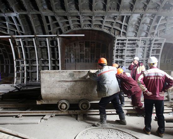 Construction of Fonvizinskaya metro station in Moscow
