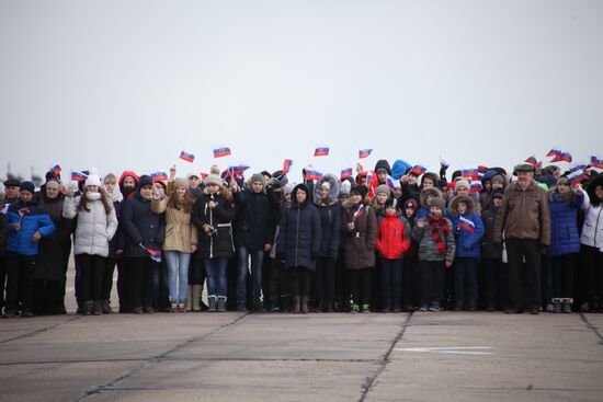 First group of Russian Su-34 bomber jets from Syria landed in Russia's Voronezh