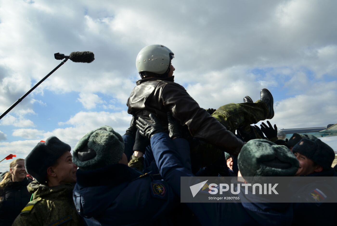 First group of Russian Su-34 bomber jets from Syria landed in Russia's Voronezh