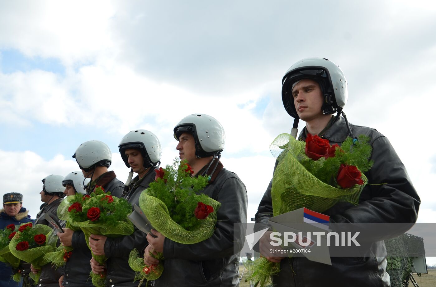 First group of Russian Su-34 bomber jets from Syria landed in Russia's Voronezh