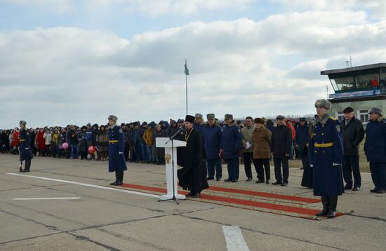First group of Russian Su-34 bomber jets from Syria landed in Russia's Voronezh