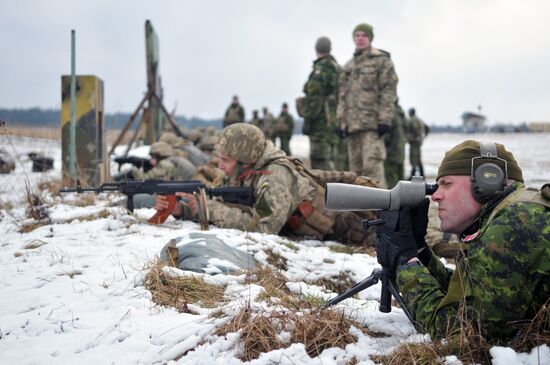 Ukrainian and Canadian defense ministers meet in Lvov region