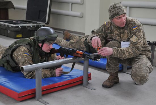 Ukrainian and Canadian defense ministers meet in Lvov Region