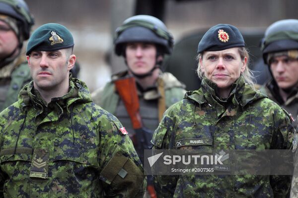Ukrainian and Canadian defense ministers meet in Lvov region