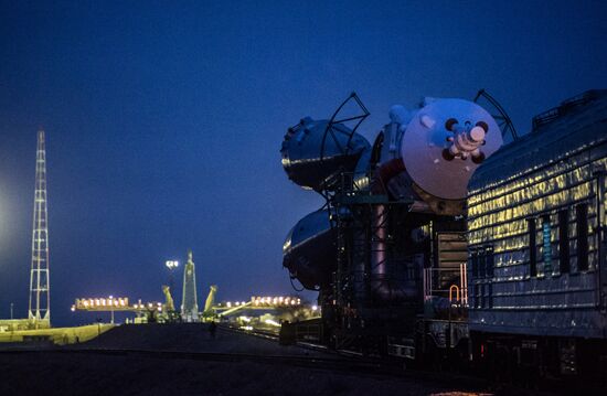 Soyuz-FG launch vehicle with manned Soyuz-TMA-20M spacecraft mounted at first Gagarinskaya launch pad