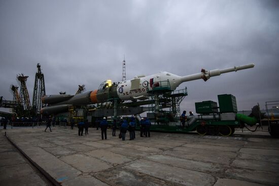 Soyuz-FG launch vehicle with manned Soyuz-TMA-20M spacecraft mounted at first Gagarinskaya launch pad