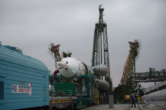 Soyuz-FG launch vehicle with manned Soyuz-TMA-20M spacecraft mounted at first Gagarinskaya launch pad