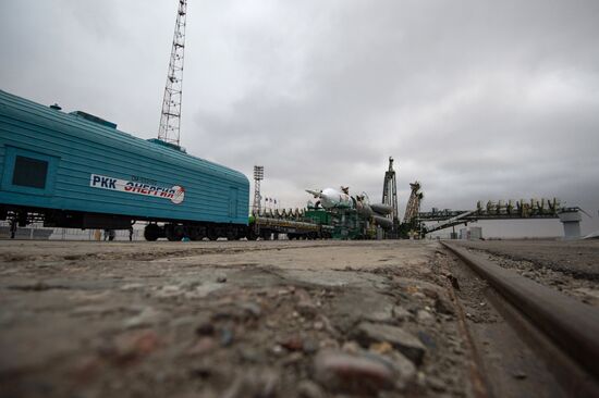 Soyuz-FG launch vehicle with manned Soyuz-TMA-20M spacecraft mounted at first Gagarinskaya launch pad