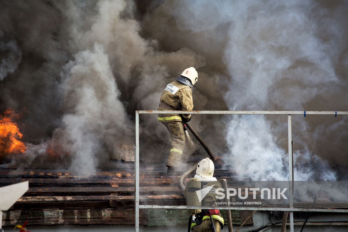 Fireworks storage on fire in Ufa