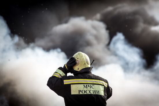 Fireworks storage on fire in Ufa