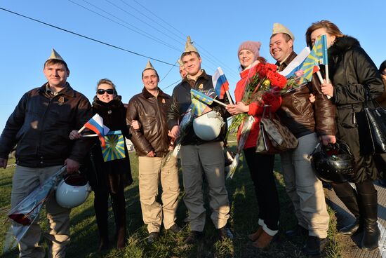 Crews of Russian aircraft welcomed home in Primorye-Akhtarsk from Khmeimim Air Base
