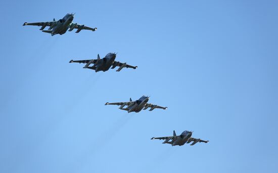 Crews of Russian aircraft welcomed home in Primorye-Akhtarsk from Khmeimim Air Base