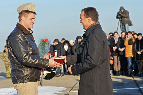 Crews of Russian aircraft welcomed home in Primorye-Akhtarsk from Khmeimim Air Base