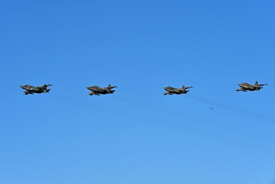 Crews of Russian aircraft welcomed home in Primorye-Akhtarsk from Khmeimim Air Base