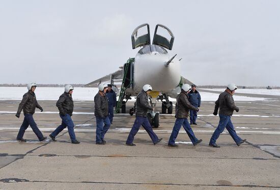 Three Su-24M bombers return to Chelyabinsk Region from Khmeimim Air Base