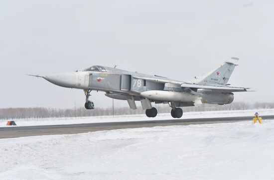 Three Su-24M bombers return to Chelyabinsk Region from Khmeimim Air Base