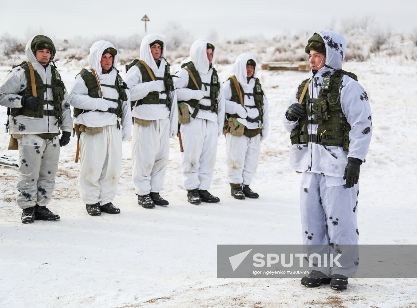 Far Eastern Higher Combined Arms College cadets during military exercise